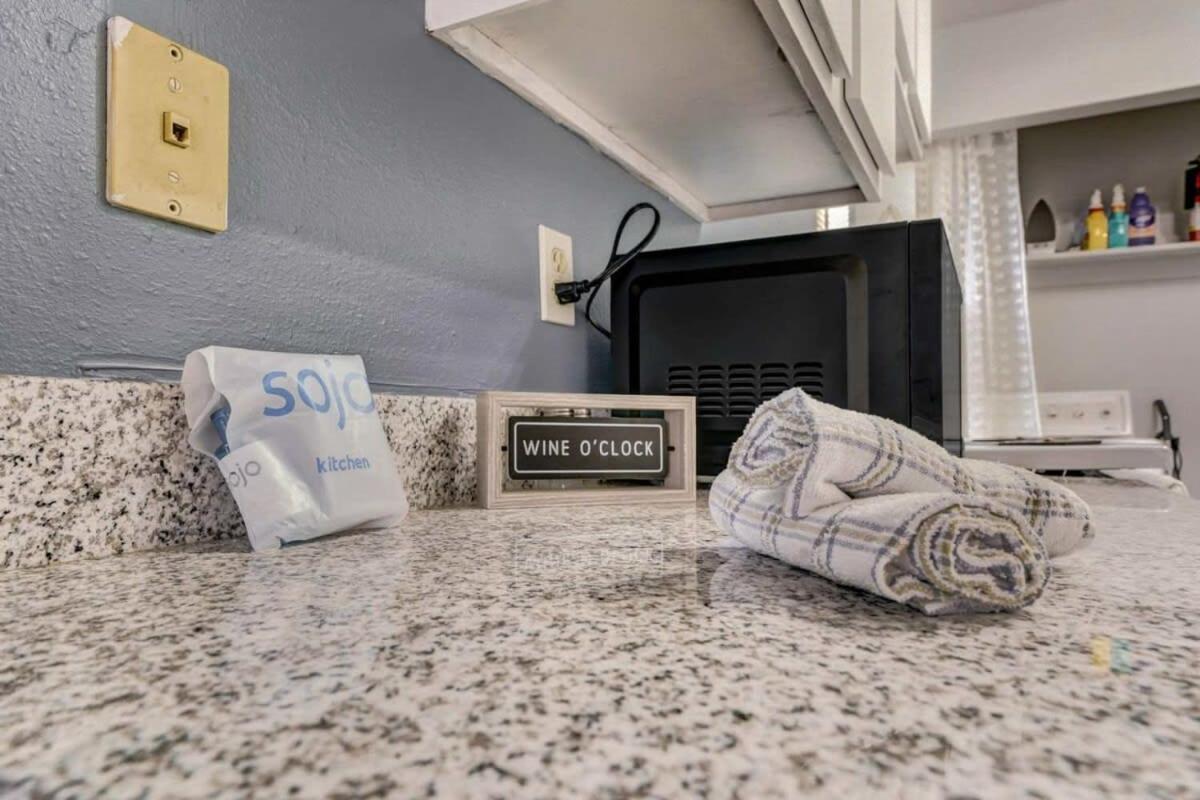 Charming 2bd Near To Stores Restaurants & Hiking Colorado Springs
